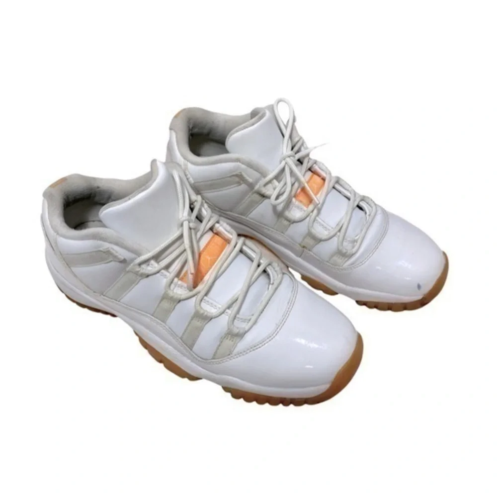 Nike Air Jordan 11 Retro Low 